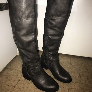 Knee high boots (gray) small heel